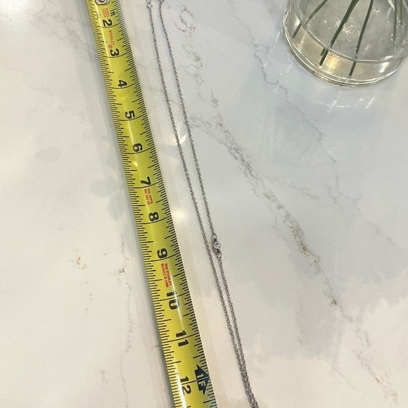 Guess Silver Flower/Crystal Necklace - NWT - Picture 5 of 8